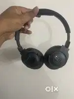 JBL Tune 720 Bluetooth headphone