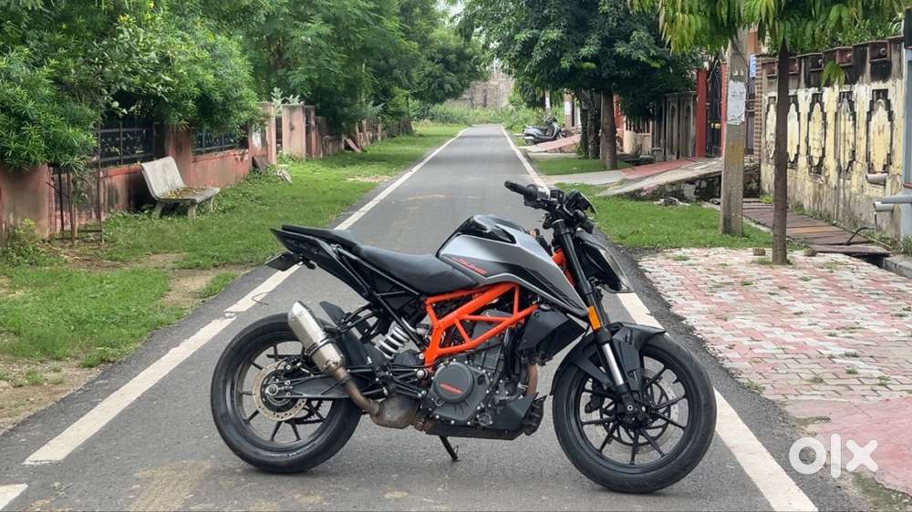 Duke 390 with quick shifter on sale