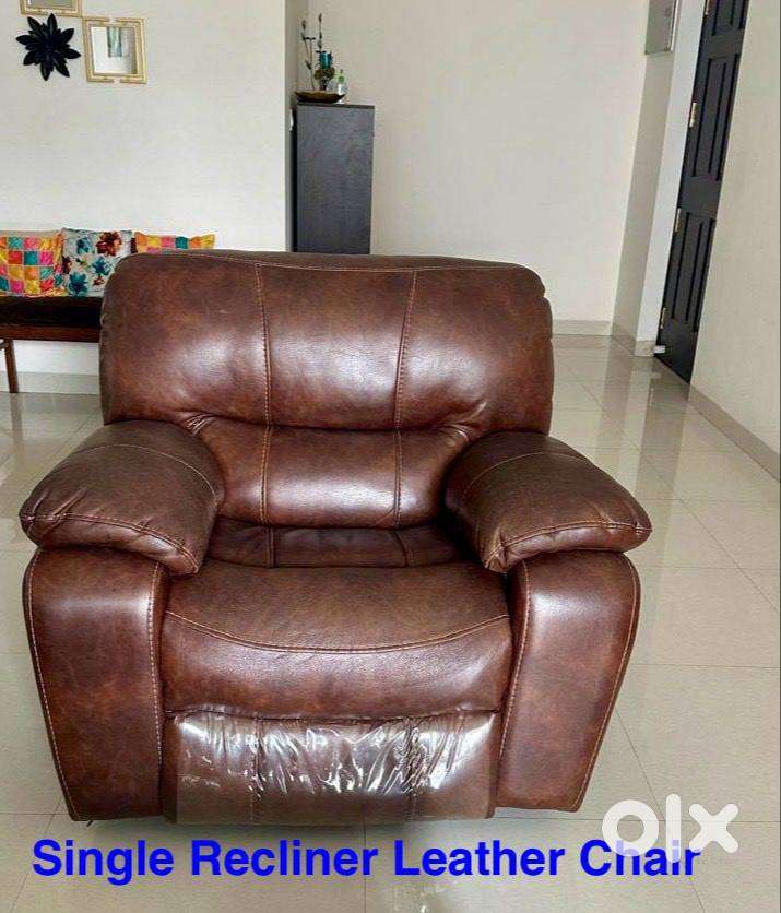 Premium Single Leather Recliner Chair - Excellent Condition
