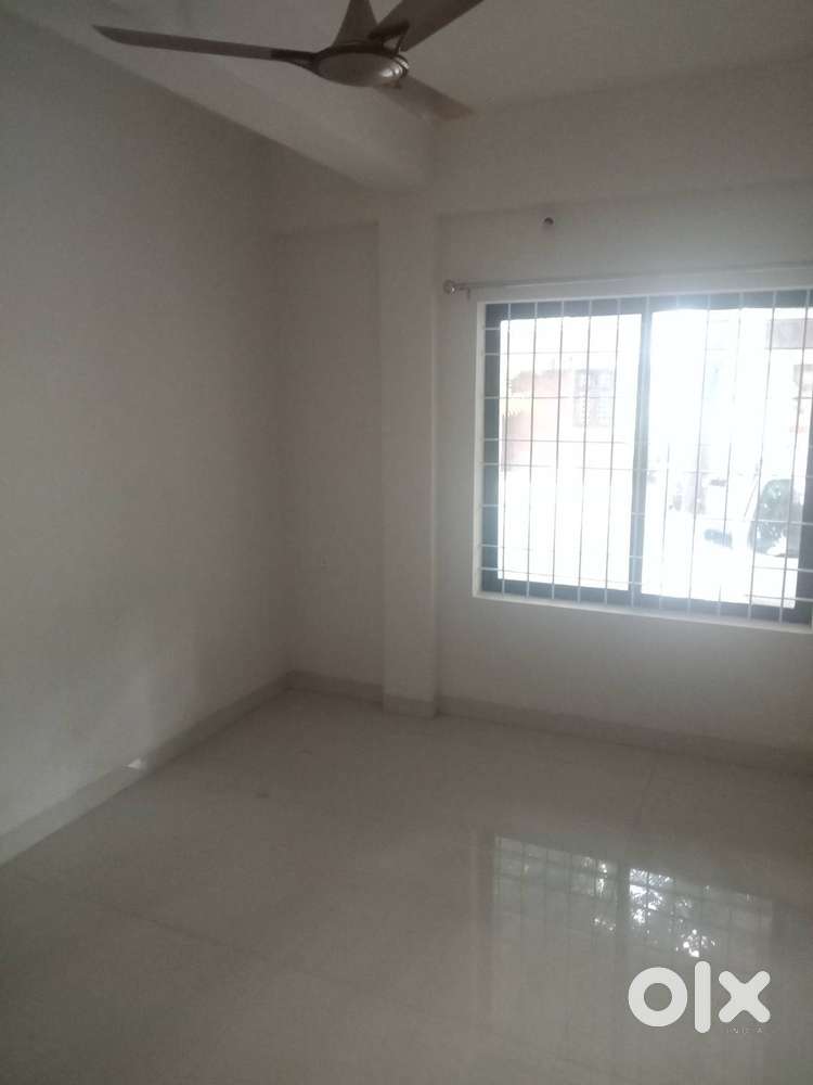 2 BHK Neat Flat For Rent at Amala Nagar ,Thrissur  12,000/-