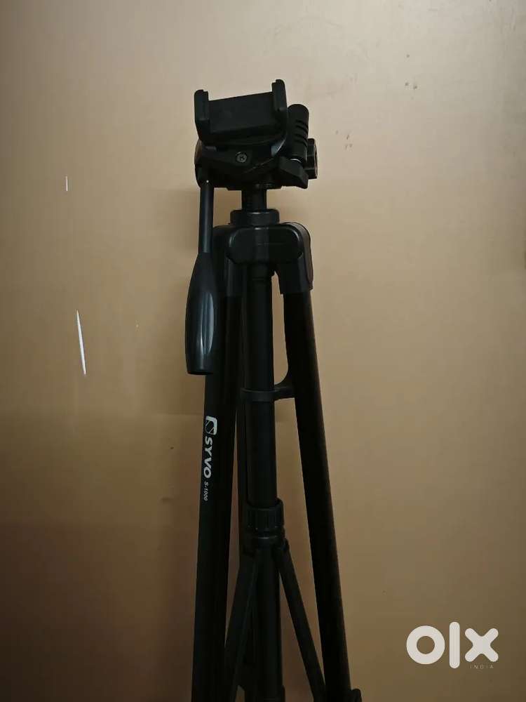 Tripod for photos and videos