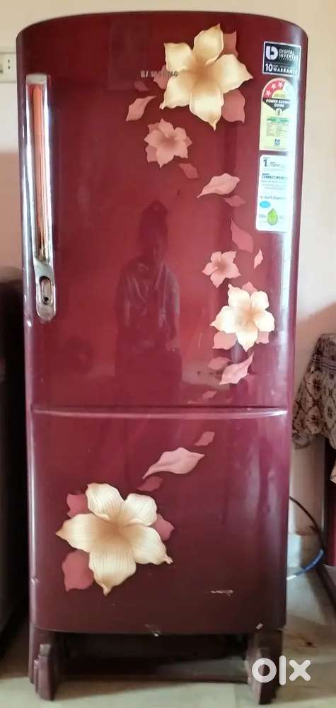 Urgent sell fridge