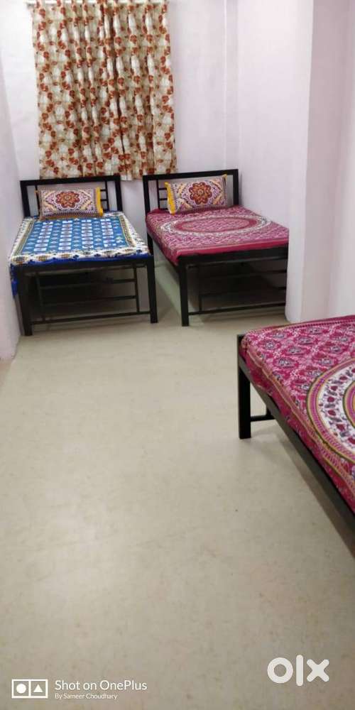 PG Accommodation for male at with very neat airoli sector