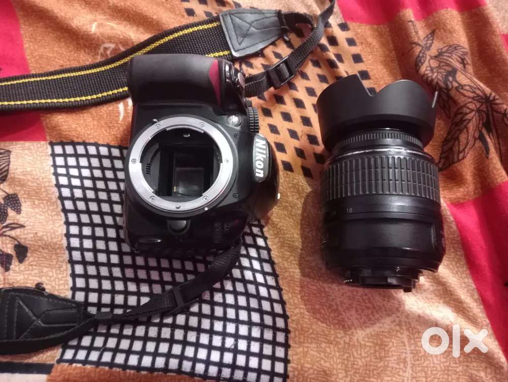 Nikon d3100 camera second hand full Wark condition ok