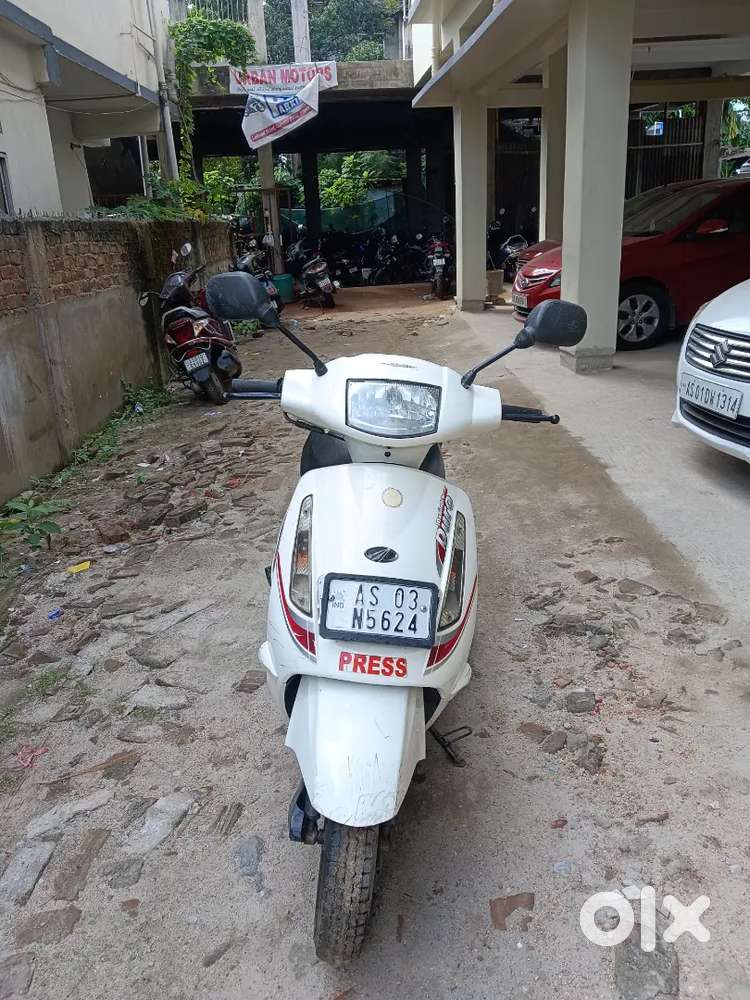 Mahindra Duro scooty is on showroom condition