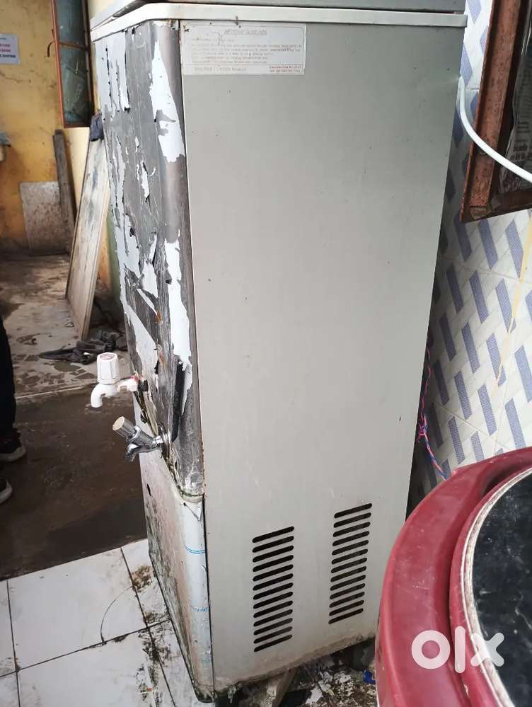 Tata vlotes water cooler