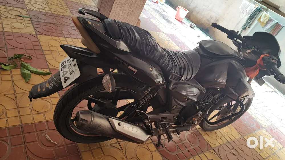 Apache RTR 160 Black with neat and good condition