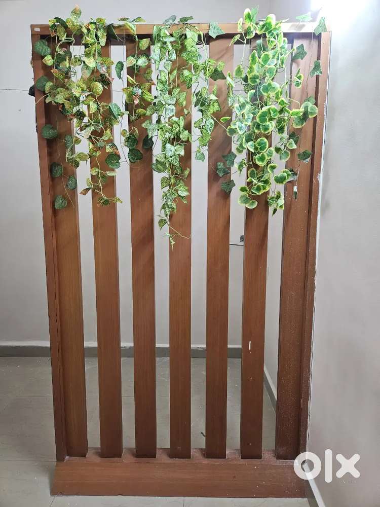 Stylish Wooden Room Divider (7ft Tall) - Excellent Condition