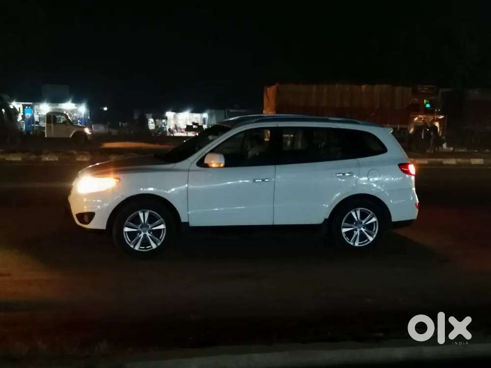 Hyundai Santa fe SUV 7 Seater Convertible