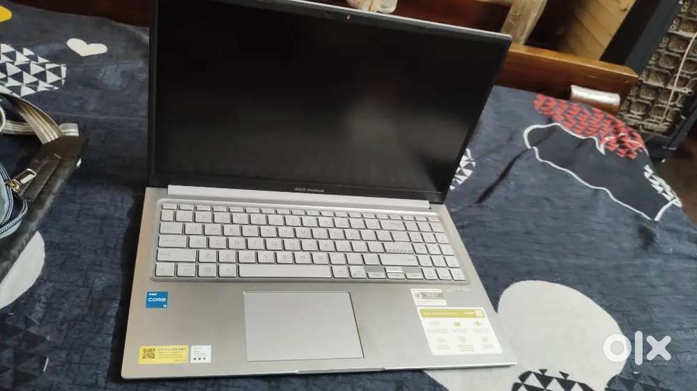 Asus vivibook 15