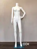 female manniquine ( statue) for sale