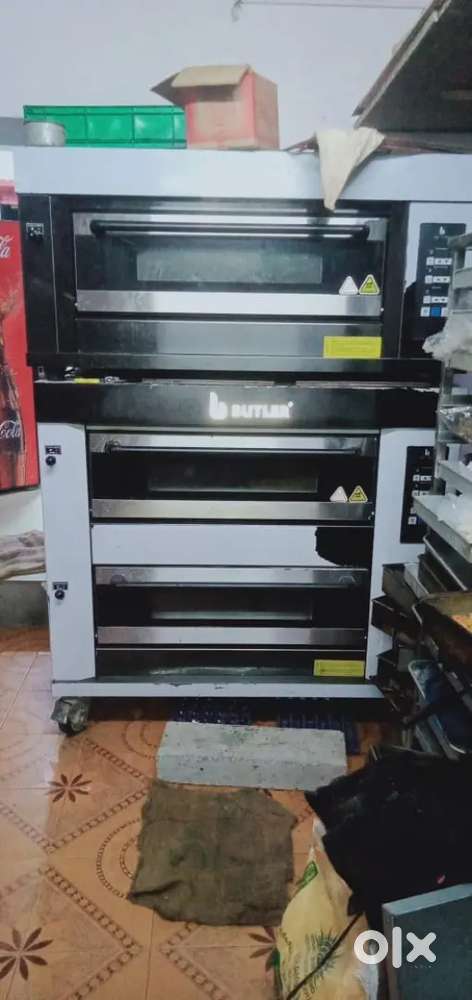 Commercial bakery oven