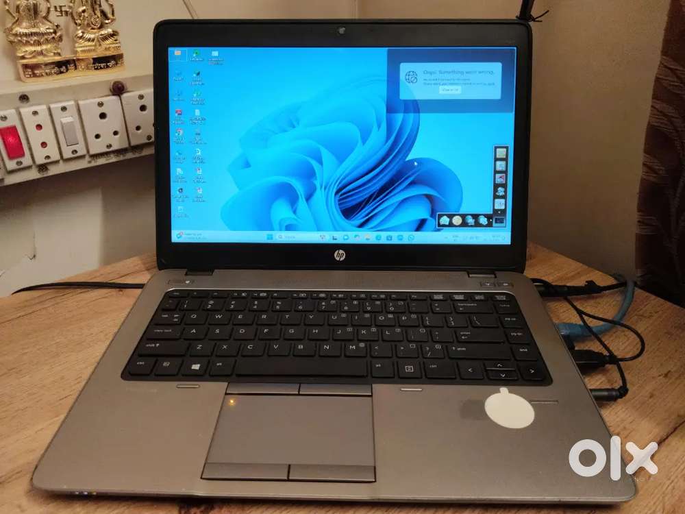 HP EliteBook business laptop is in very good condition .