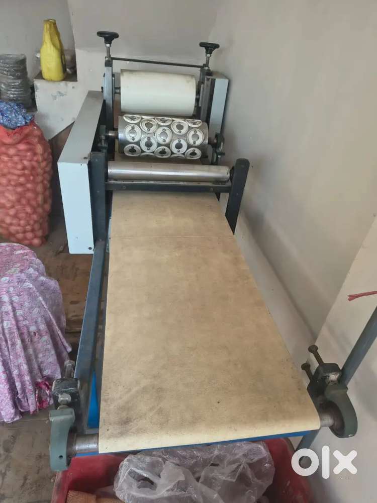 Aalu puri machine/ samosa patti machine/chola fari machin 3 in1