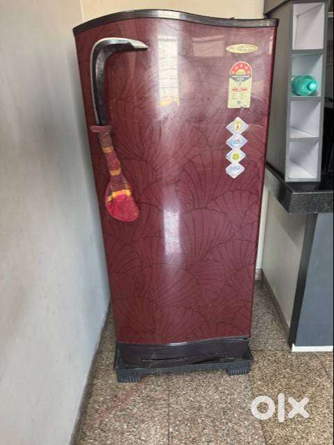 Godrej Pentacool 180L