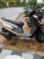 Dio scooter