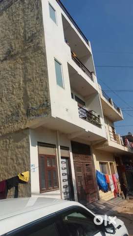 House for sell defence colony only 500 mtr from main highway