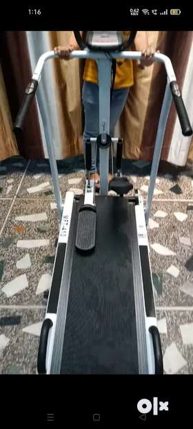 Only 18 Month Old Manual Treadmill Very Good Condition