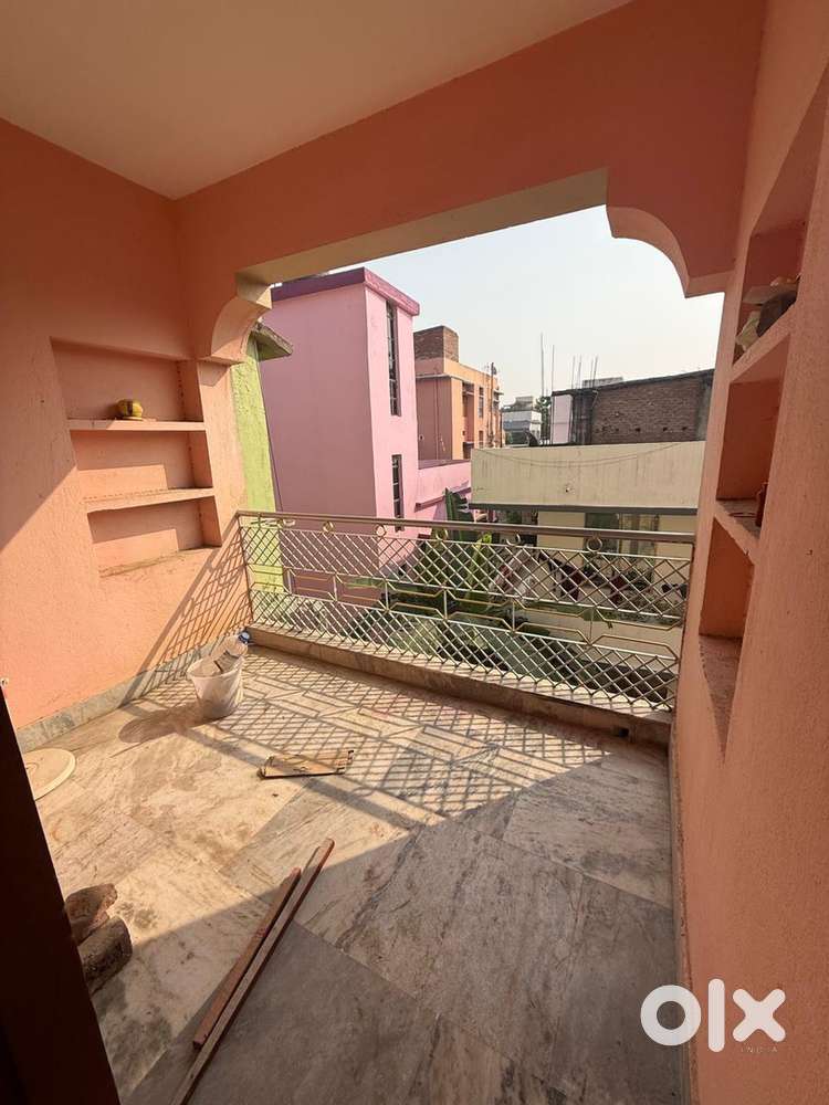 3bhk flat for family.