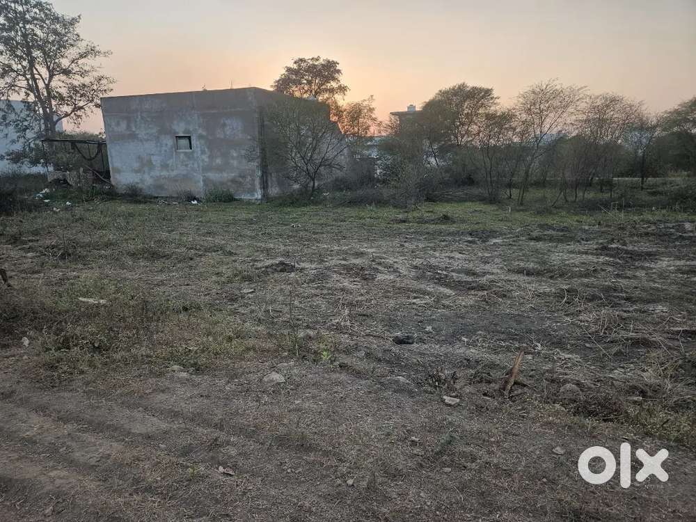 दुर्ग नगपुरा कोटनी रोड में बगदाई मंदिर से 200 मीटर अंदर 100 by 60