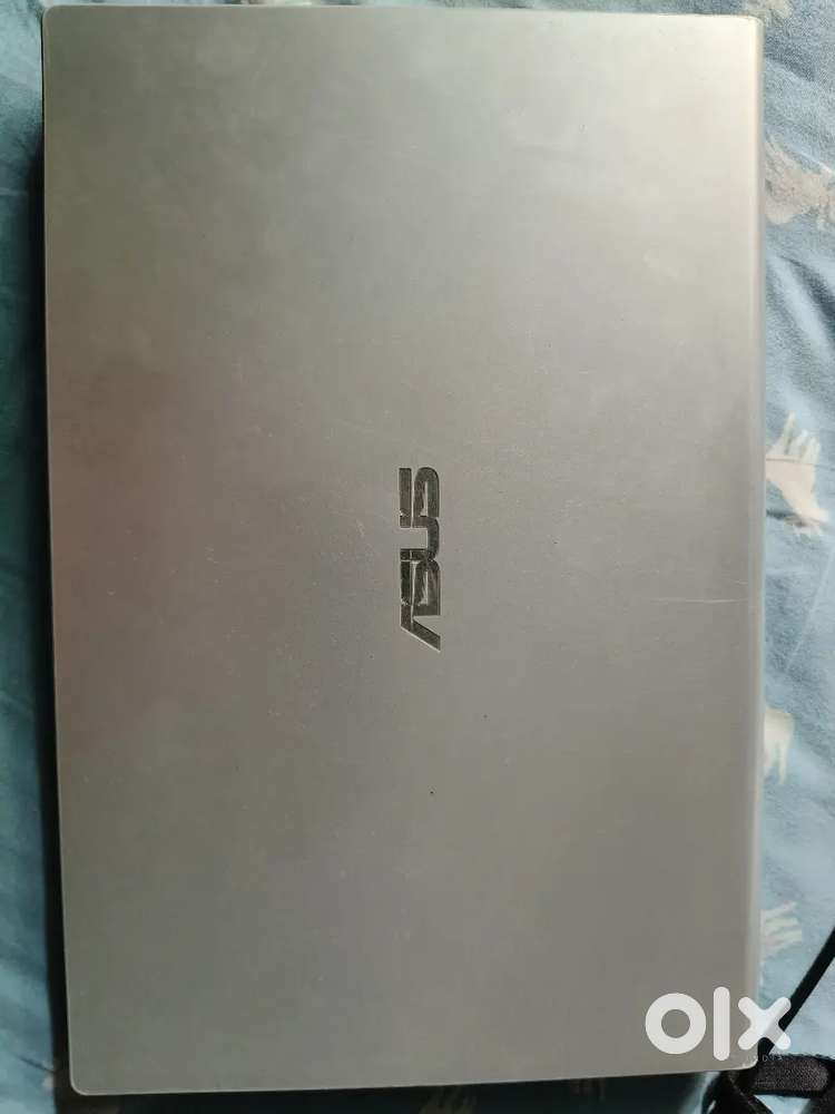 Asus Vivobook 14 i3 10th gen 14inch 8GB RAM 256GB SSD 1TB HDD