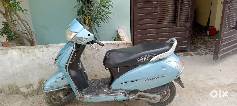 Activa 3g in good condition