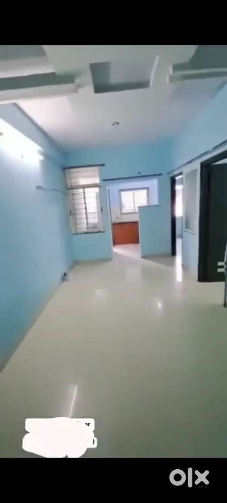 18lac_1bhk flat for sale near bengali square for details read full ad