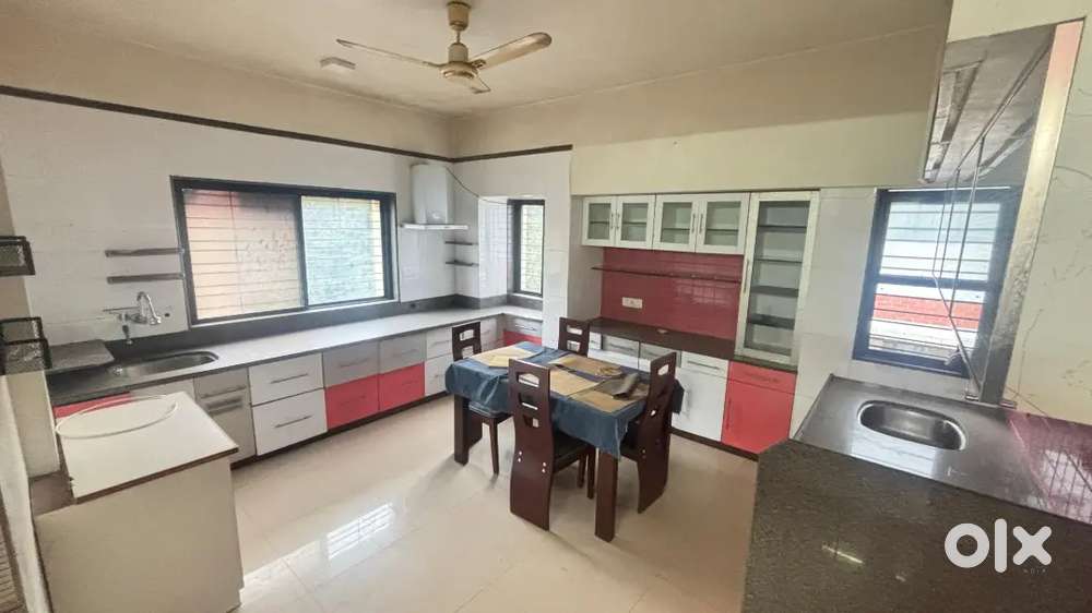 3 Bhk Furnish Flat College road