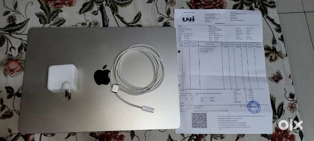 Apple Mac air m3 16/512 Indian