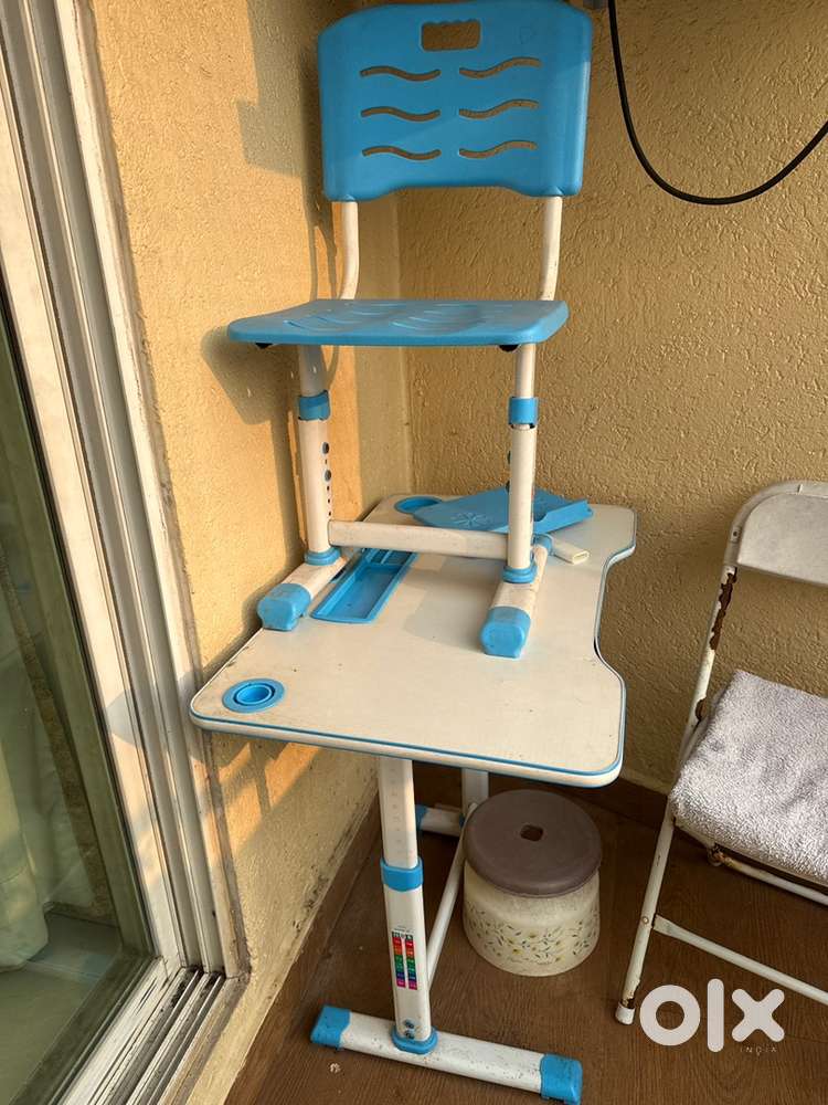 Kids study table almost new ..