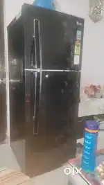 Lg double door fridge 297 Ltr