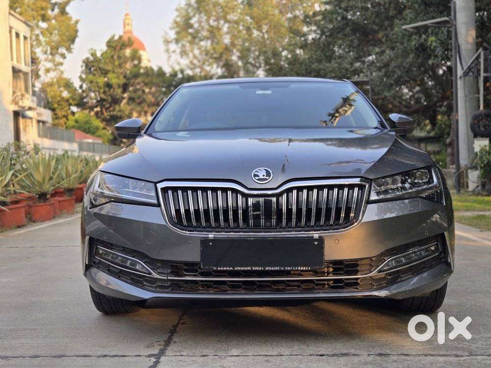 Skoda Superb 2.0 L&K TSI AT, 2023, Petrol