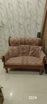 Sofa sell karna hai