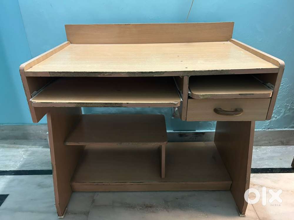 Study Table / Computer table