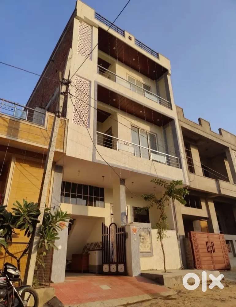 New 3BHK ground floor area with car parking and water available