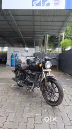 New Royal Enfield Meteor 350 Stellar Black
