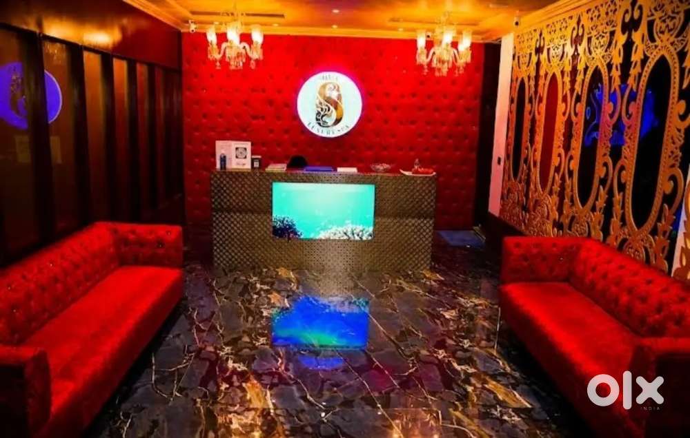 Looking Beauty Spa Therapist Female