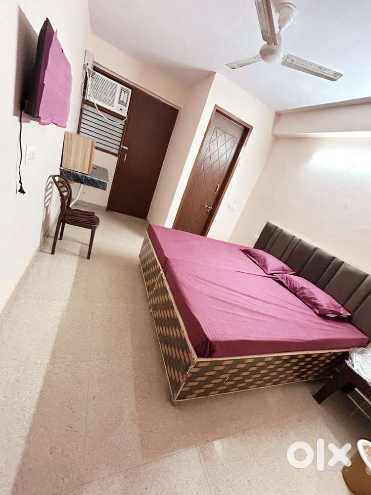 Luxury furnished PG for boys and Girls coliving 1Rk