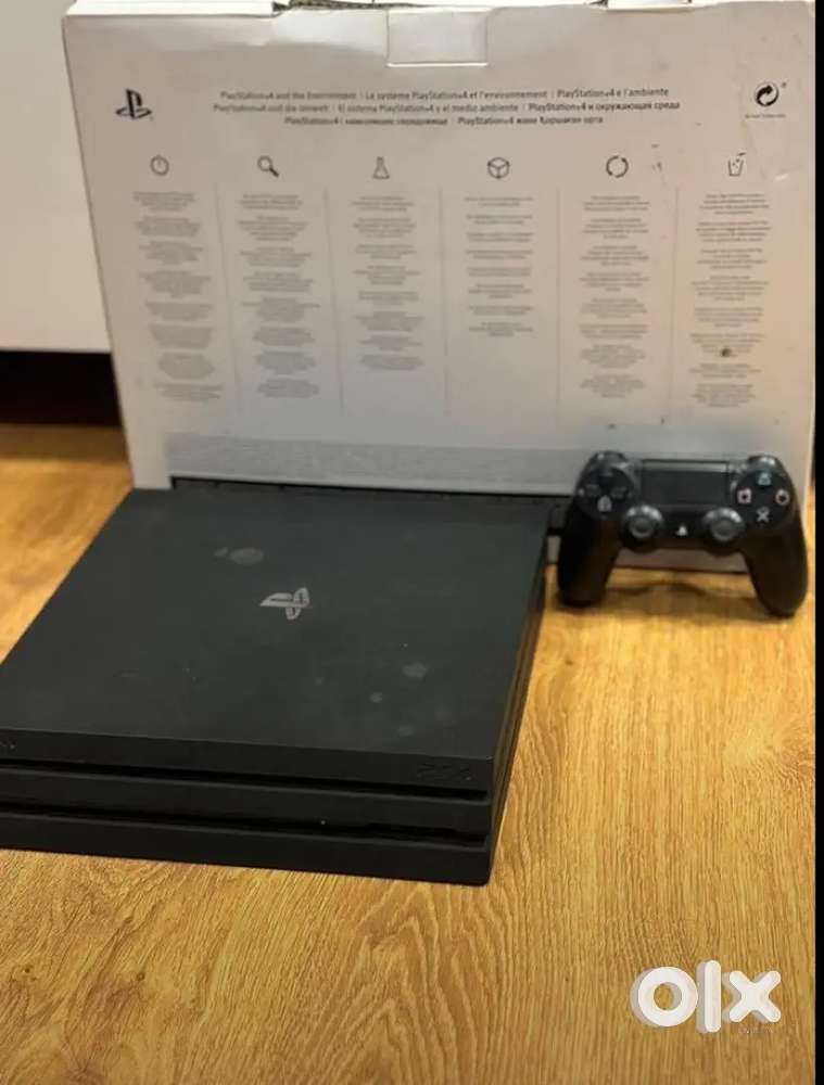 PS4 pro 1tb with 15 game 1yr warranty
