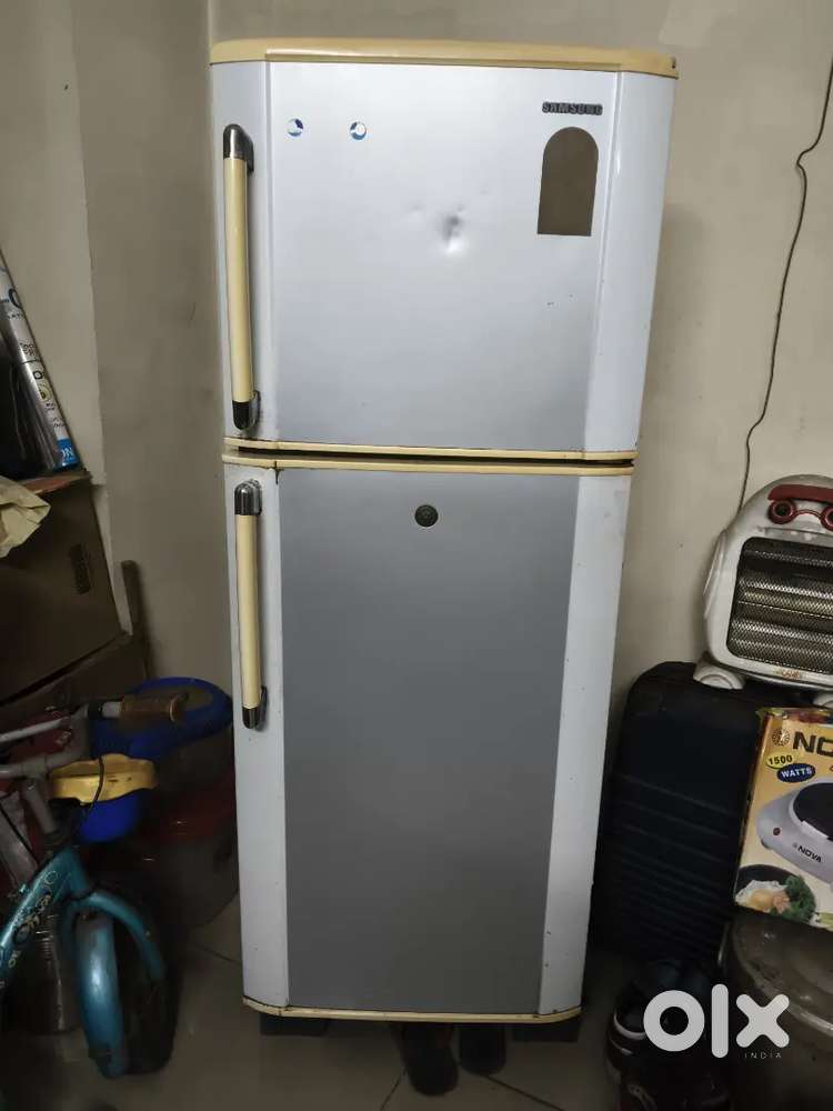 Samsung 230 ltr