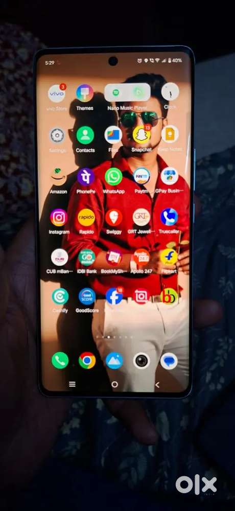 Vivo v40 8 gb Ram 256 gb storage