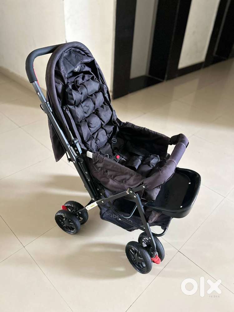 Babyhug Stroller / Pram with Reversible Handle