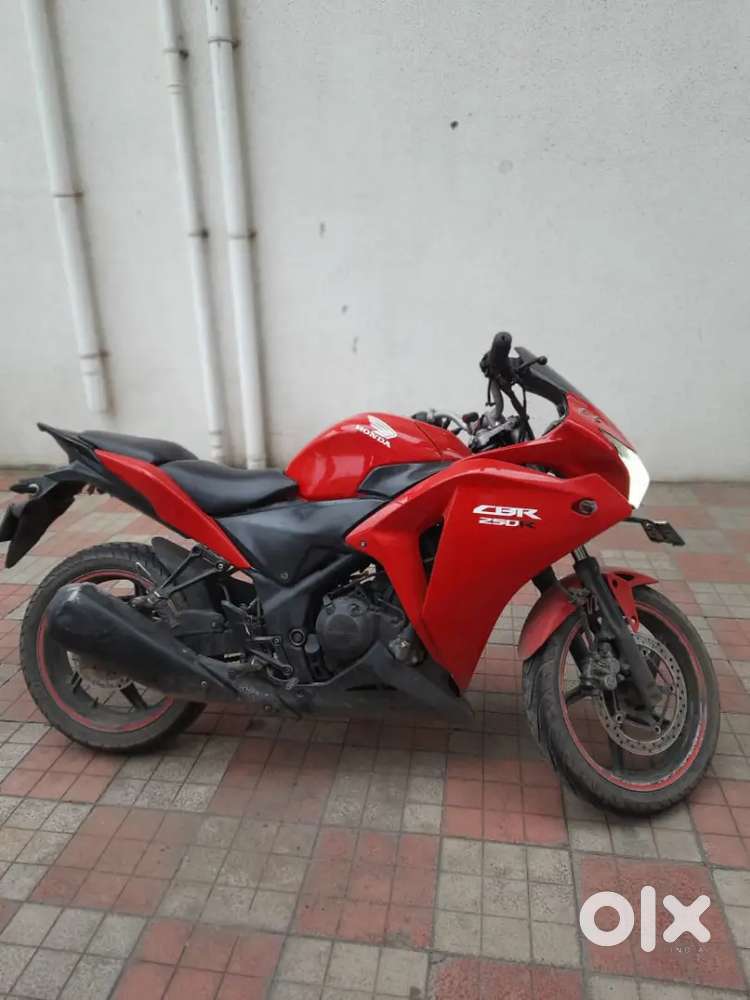 Cbr 250 new like bike