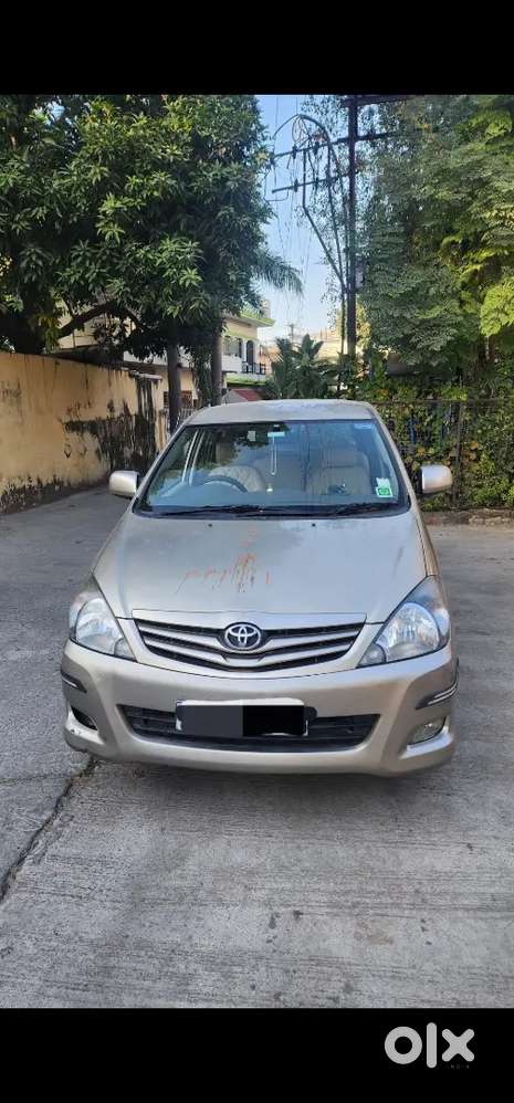Toyota Innova 2010 Diesel 44000 Km Driven