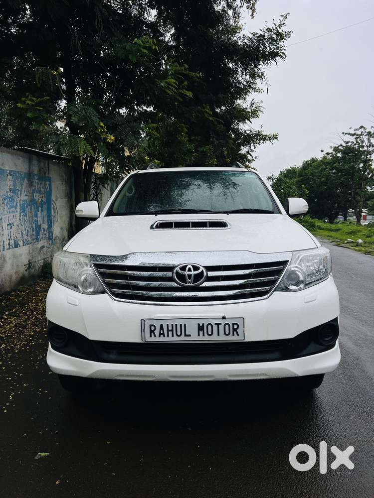 Toyota Fortuner 3.0 4x4 Manual, 2014, Diesel