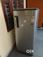 184 L  Refrigerator/ Fridge Available