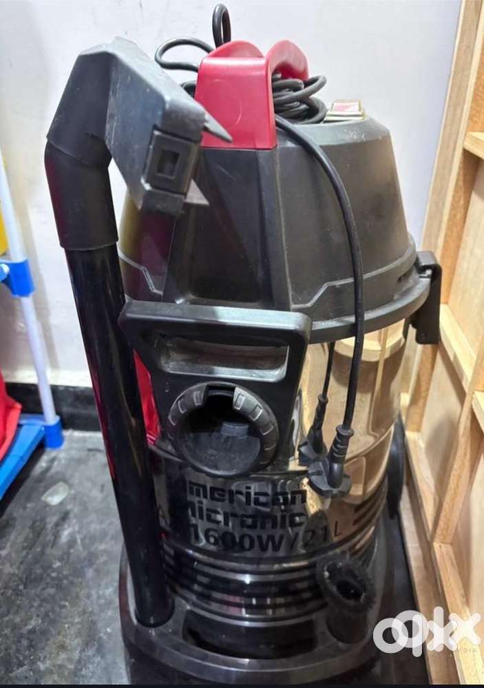 American MICRONIC Wet & Dry Vacuum Cleaner