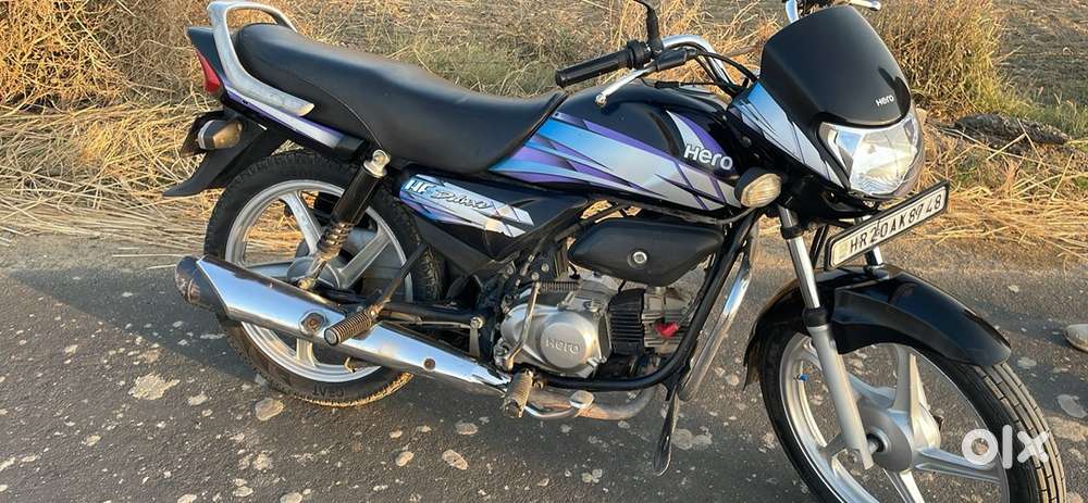 Ok kndisn colour white, and blue