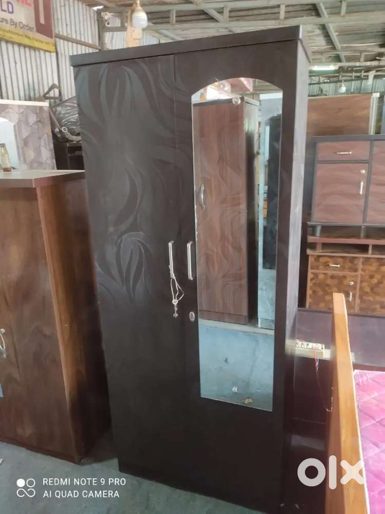 It's New manufacturing 2 door wardrobe