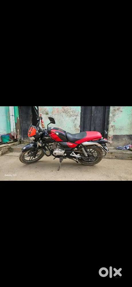 Bajaj vikrant V15
